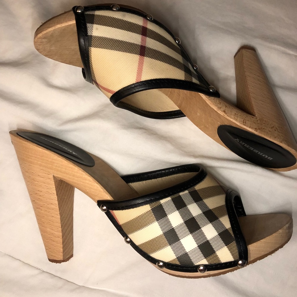 Burberry 💜
